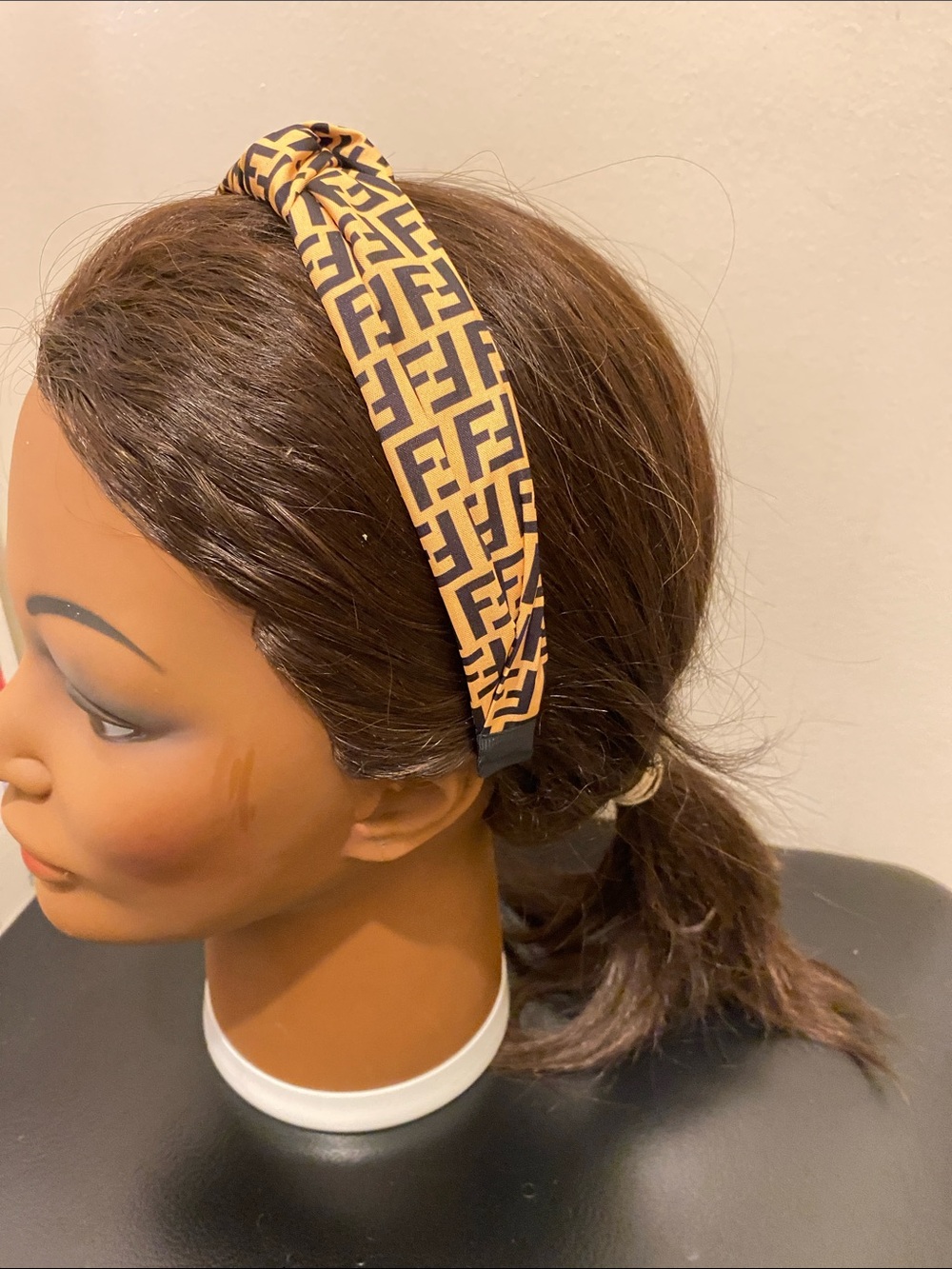 Faux-Style Knotted Fashion Headband in yellow & Black - Picture 2 of 3